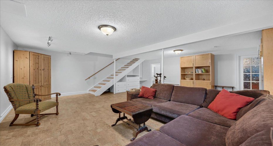 2511 Exshaw Road, Calgary, Alberta T2M4E6, 4 Bedrooms Bedrooms, ,3 BathroomsBathrooms,Residential,For Sale,Exshaw,A2325471