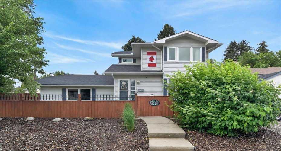 2511 Exshaw Road, Calgary, Alberta T2M4E6, 4 Bedrooms Bedrooms, ,3 BathroomsBathrooms,Residential,For Sale,Exshaw,A2325471
