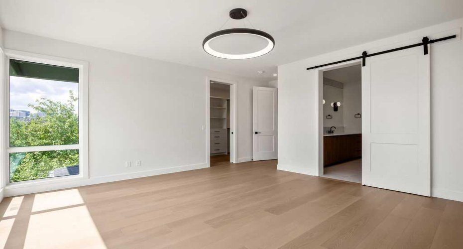 Primary Bedrom