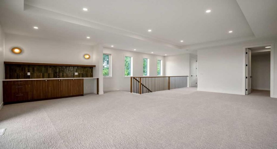Entertaining Floor