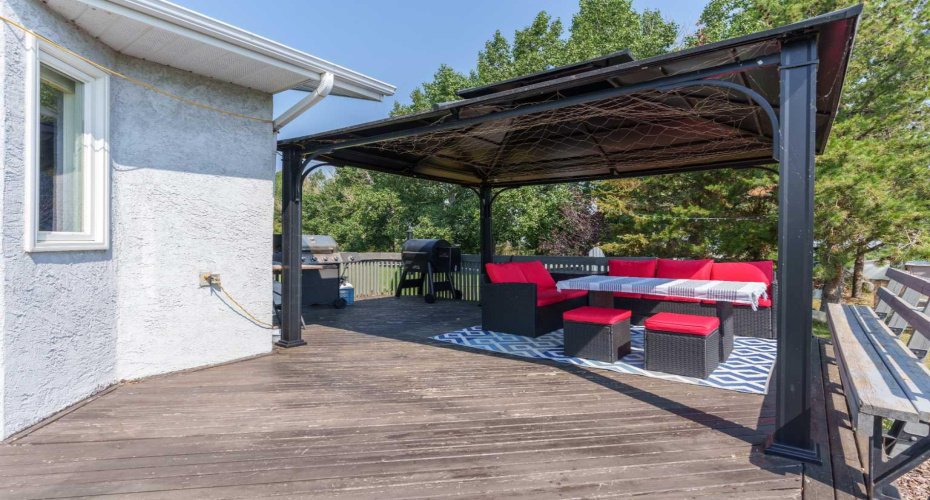 108 Martin Avenue, Bittern Lake, Alberta T0C 0L0, 5 Bedrooms Bedrooms, ,3 BathroomsBathrooms,Residential,For Sale,Martin,A2325492