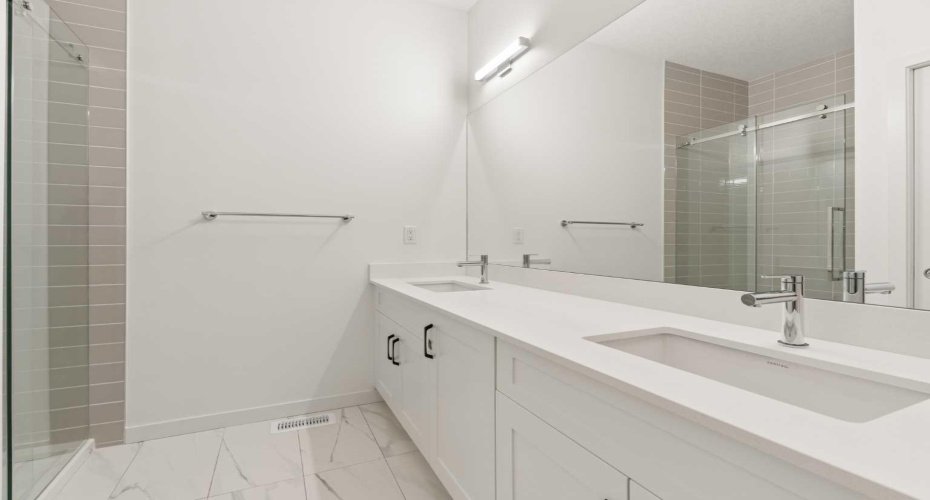 Ensuite Bath