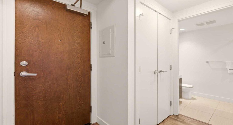 222 Riverfront Avenue, Calgary, Alberta T2P 0X2, 2 Bedrooms Bedrooms, ,2 BathroomsBathrooms,Residential,For Sale,Riverfront,A2325509