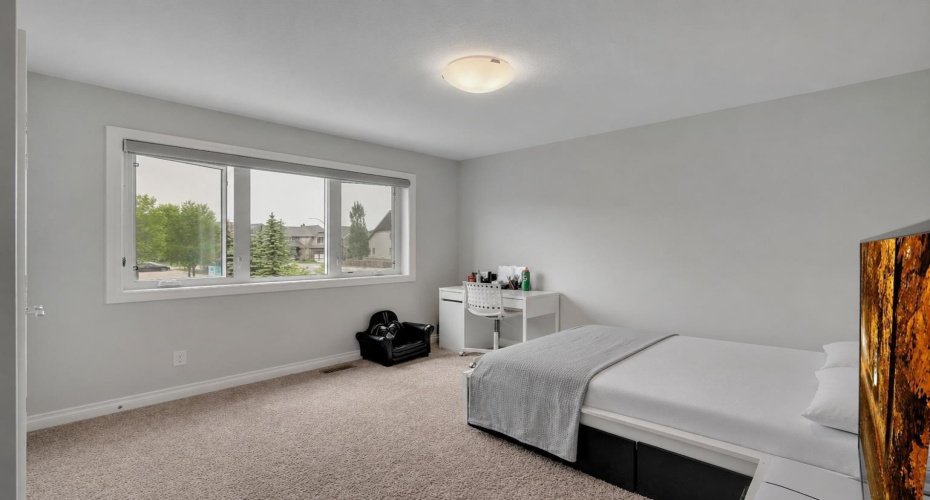 9 Masters Park, Calgary, Alberta T3M 2B5, 3 Bedrooms Bedrooms, ,3 BathroomsBathrooms,Residential,For Sale,Masters,A2325511
