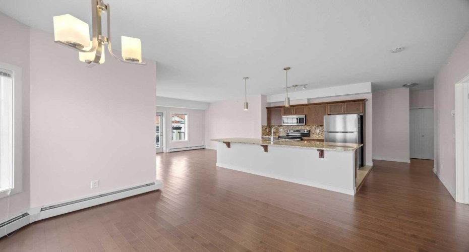 20 Royal Oak Plaza, Calgary, Alberta T3G 0E6, 2 Bedrooms Bedrooms, ,2 BathroomsBathrooms,Residential,For Sale,Royal Oak,A2325551