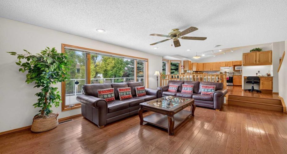416 Sierra Morena Place, Calgary, Alberta T3H 2X2, 4 Bedrooms Bedrooms, ,4 BathroomsBathrooms,Residential,For Sale,Sierra Morena,A2325574