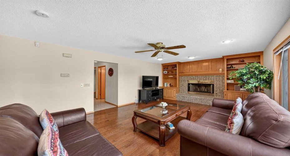 416 Sierra Morena Place, Calgary, Alberta T3H 2X2, 4 Bedrooms Bedrooms, ,4 BathroomsBathrooms,Residential,For Sale,Sierra Morena,A2325574