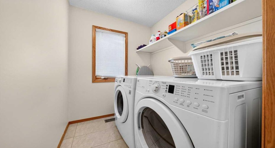 416 Sierra Morena Place, Calgary, Alberta T3H 2X2, 4 Bedrooms Bedrooms, ,4 BathroomsBathrooms,Residential,For Sale,Sierra Morena,A2325574