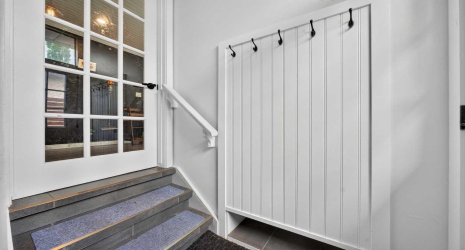 seperated entry foyer