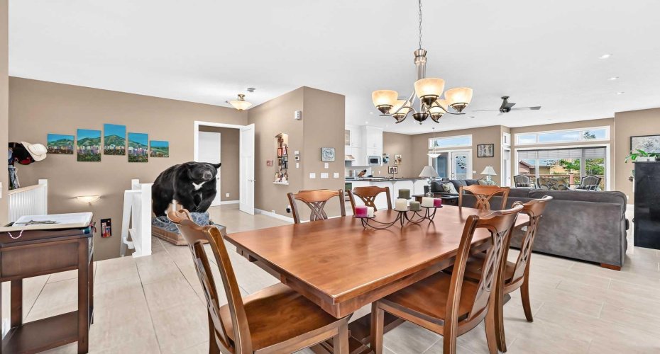 116 Bridle Estates Road, Calgary, Alberta T2Y0G1, 3 Bedrooms Bedrooms, ,3 BathroomsBathrooms,Residential,For Sale,Bridle Estates,A2325603
