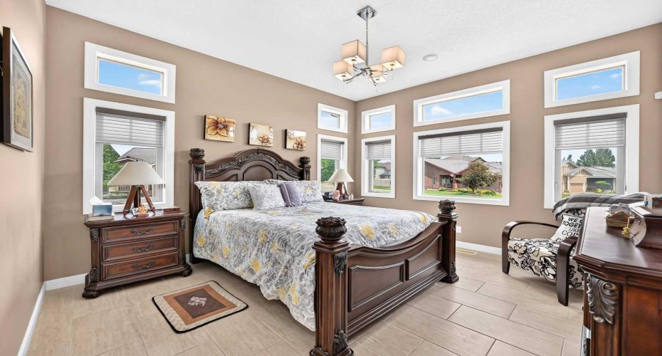 116 Bridle Estates Road, Calgary, Alberta T2Y0G1, 3 Bedrooms Bedrooms, ,3 BathroomsBathrooms,Residential,For Sale,Bridle Estates,A2325603