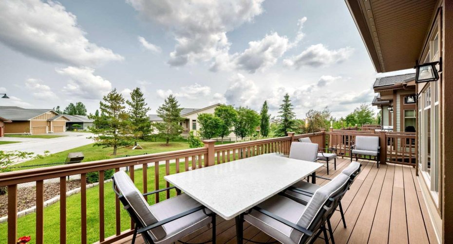 116 Bridle Estates Road, Calgary, Alberta T2Y0G1, 3 Bedrooms Bedrooms, ,3 BathroomsBathrooms,Residential,For Sale,Bridle Estates,A2325603