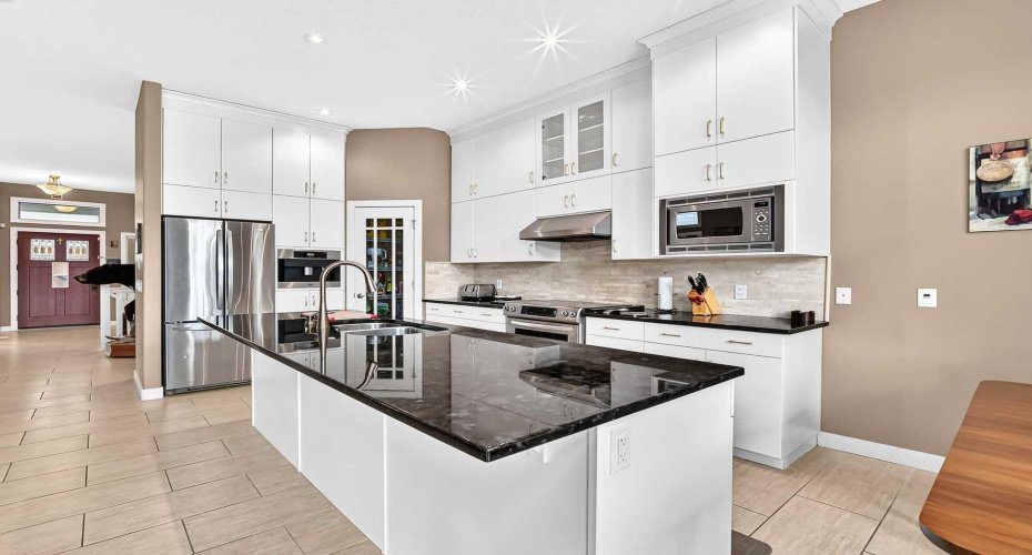 116 Bridle Estates Road, Calgary, Alberta T2Y0G1, 3 Bedrooms Bedrooms, ,3 BathroomsBathrooms,Residential,For Sale,Bridle Estates,A2325603