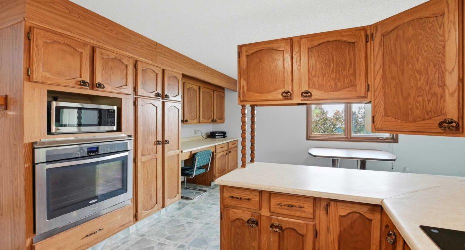 5227 55 Avenue, Eckville, Alberta T0M0X0, 3 Bedrooms Bedrooms, ,2 BathroomsBathrooms,Residential,For Sale,55,A2325607
