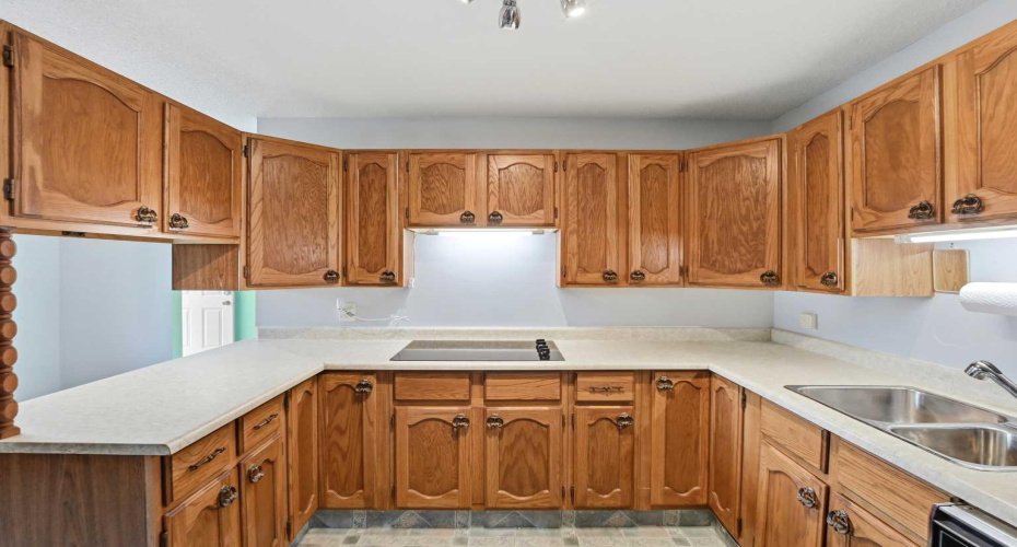 5227 55 Avenue, Eckville, Alberta T0M0X0, 3 Bedrooms Bedrooms, ,2 BathroomsBathrooms,Residential,For Sale,55,A2325607