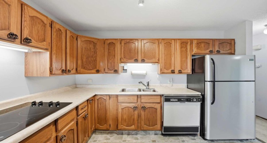 5227 55 Avenue, Eckville, Alberta T0M0X0, 3 Bedrooms Bedrooms, ,2 BathroomsBathrooms,Residential,For Sale,55,A2325607