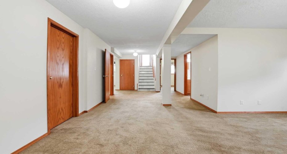 5227 55 Avenue, Eckville, Alberta T0M0X0, 3 Bedrooms Bedrooms, ,2 BathroomsBathrooms,Residential,For Sale,55,A2325607