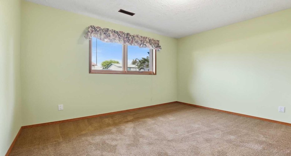 5227 55 Avenue, Eckville, Alberta T0M0X0, 3 Bedrooms Bedrooms, ,2 BathroomsBathrooms,Residential,For Sale,55,A2325607