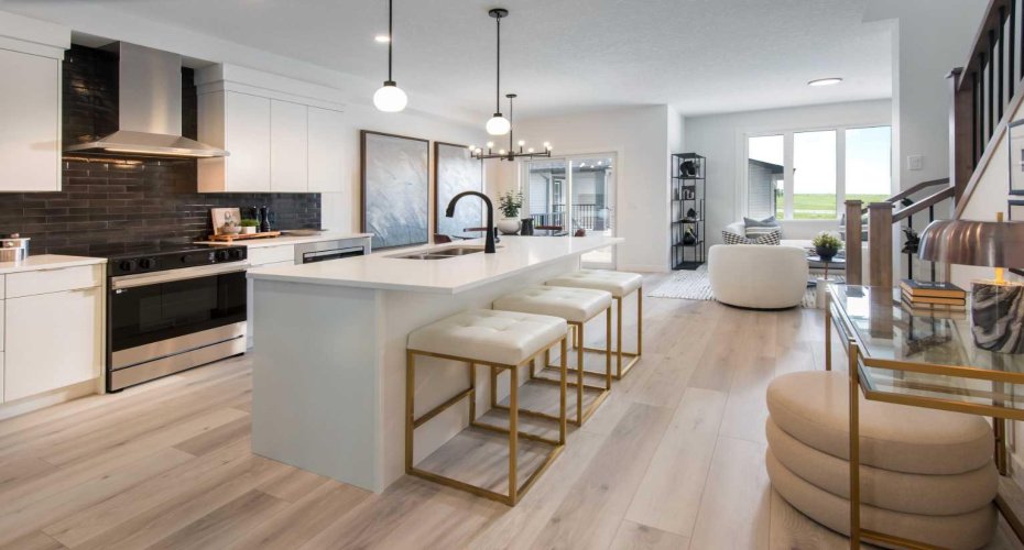 PLEASE NOTE: Photos are of a SHOWHOME of the same model – fit and finish may differ. Interior selections and floorplans shown in photos.