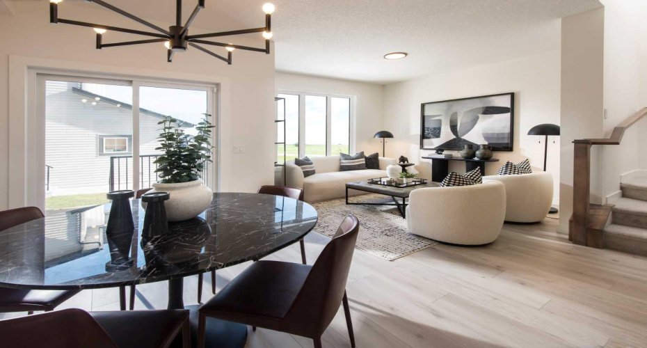 PLEASE NOTE: Photos are of a SHOWHOME of the same model – fit and finish may differ. Interior selections and floorplans shown in photos.