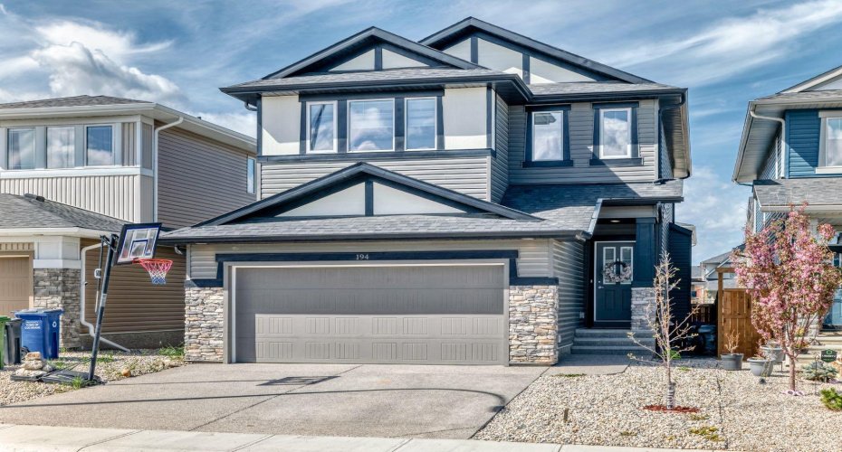 194 Willow Place, Cochrane, Alberta T4A3K2, 6 Bedrooms Bedrooms, ,4 BathroomsBathrooms,Residential,For Sale,Willow,A2325810