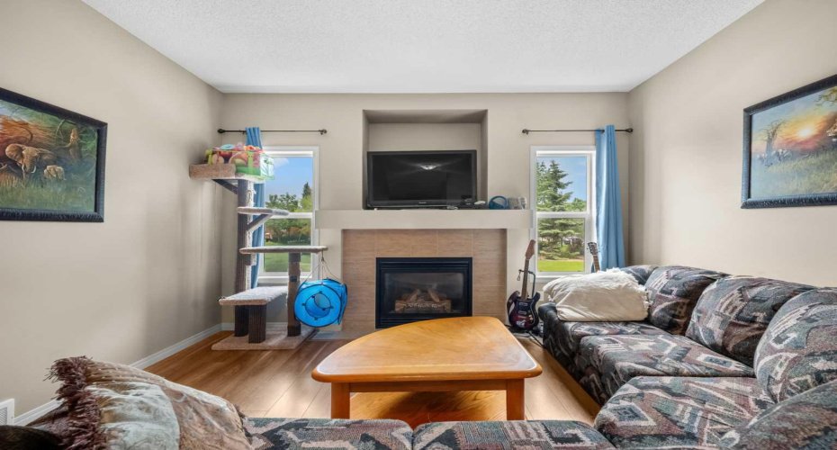 116 Drake Landing Loop, Okotoks, Alberta T1S 0H4, 3 Bedrooms Bedrooms, ,3 BathroomsBathrooms,Residential,For Sale,Drake Landing,A2326079