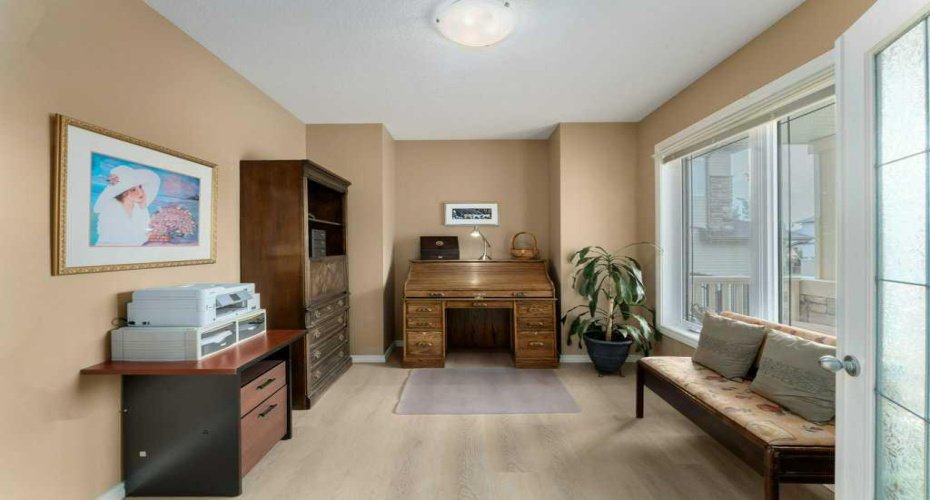 52 Crystal Green Way, Okotoks, Alberta T1S 2K6, 3 Bedroom Bedrooms, 0 ,4 BathroomBathrooms,Residential,For Sale,Crystal Green,0,A2324342