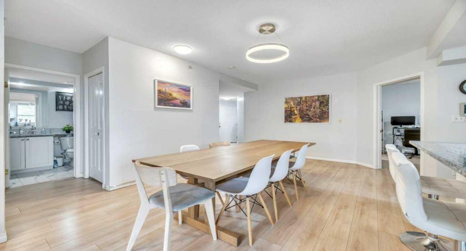683 10 Street, Calgary, Alberta T2P 5G3, 2 Bedrooms Bedrooms, ,2 BathroomsBathrooms,Residential,For Sale,10,A2316040