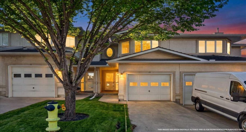 17 Edgeridge Terrace, Calgary, Alberta T3A 6C1, 2 Bedrooms Bedrooms, ,3 BathroomsBathrooms,Residential,For Sale,Edgeridge,A2322876