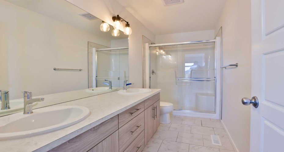 1374 Pacific Circle, Lethbridge, Alberta T1J 5V3, 4 Bedrooms Bedrooms, ,4 BathroomsBathrooms,Residential,For Sale,Pacific,A2325131