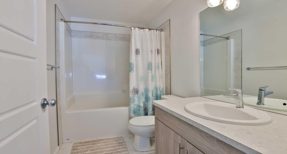 1374 Pacific Circle, Lethbridge, Alberta T1J 5V3, 4 Bedrooms Bedrooms, ,4 BathroomsBathrooms,Residential,For Sale,Pacific,A2325131