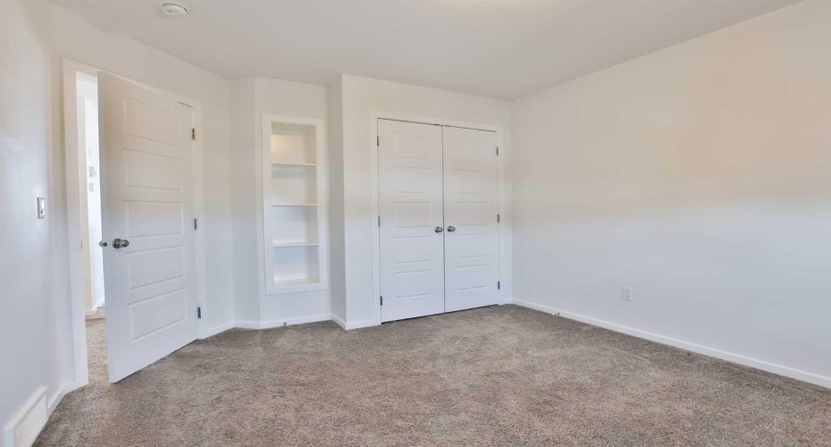 1374 Pacific Circle, Lethbridge, Alberta T1J 5V3, 4 Bedrooms Bedrooms, ,4 BathroomsBathrooms,Residential,For Sale,Pacific,A2325131