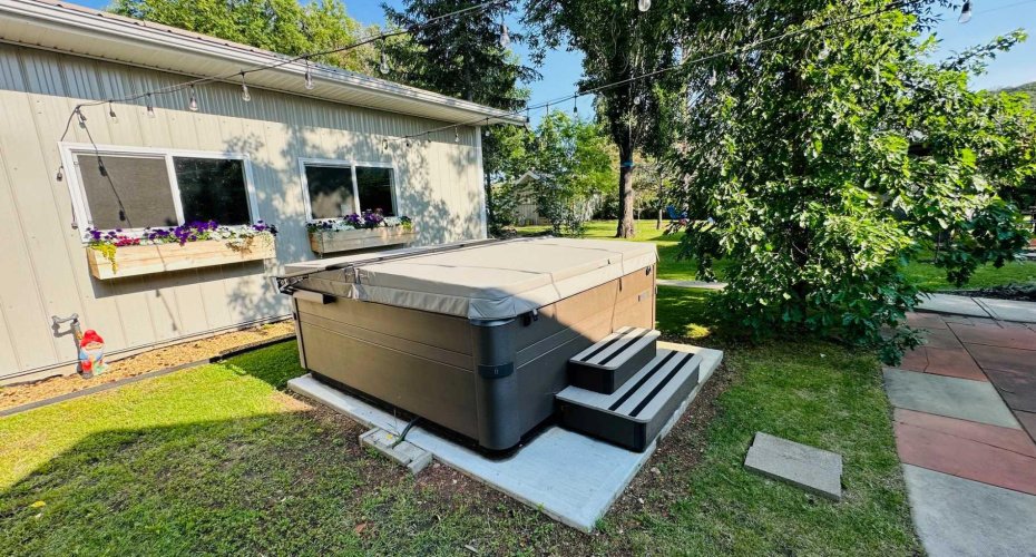 104 24 Street NW Street, Drumheller, Alberta T0J0Y1, 1 Bedroom Bedrooms, ,2 BathroomsBathrooms,Residential,For Sale,24 Street NW,A2325753