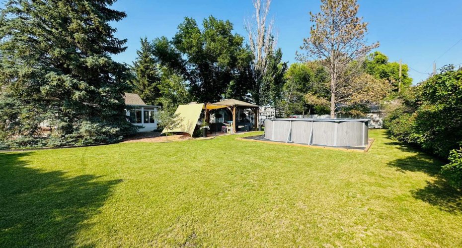 104 24 Street NW Street, Drumheller, Alberta T0J0Y1, 1 Bedroom Bedrooms, ,2 BathroomsBathrooms,Residential,For Sale,24 Street NW,A2325753