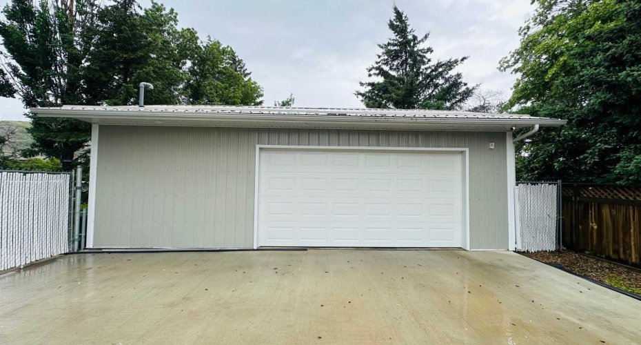 104 24 Street NW Street, Drumheller, Alberta T0J0Y1, 1 Bedroom Bedrooms, ,2 BathroomsBathrooms,Residential,For Sale,24 Street NW,A2325753