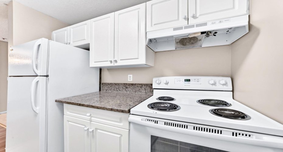 6224 17 Avenue, Calgary, Alberta T2A 7X8, 1 Bedroom Bedrooms, ,1 BathroomBathrooms,Residential,For Sale,17,A2325909