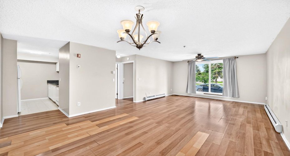 6224 17 Avenue, Calgary, Alberta T2A 7X8, 1 Bedroom Bedrooms, ,1 BathroomBathrooms,Residential,For Sale,17,A2325909