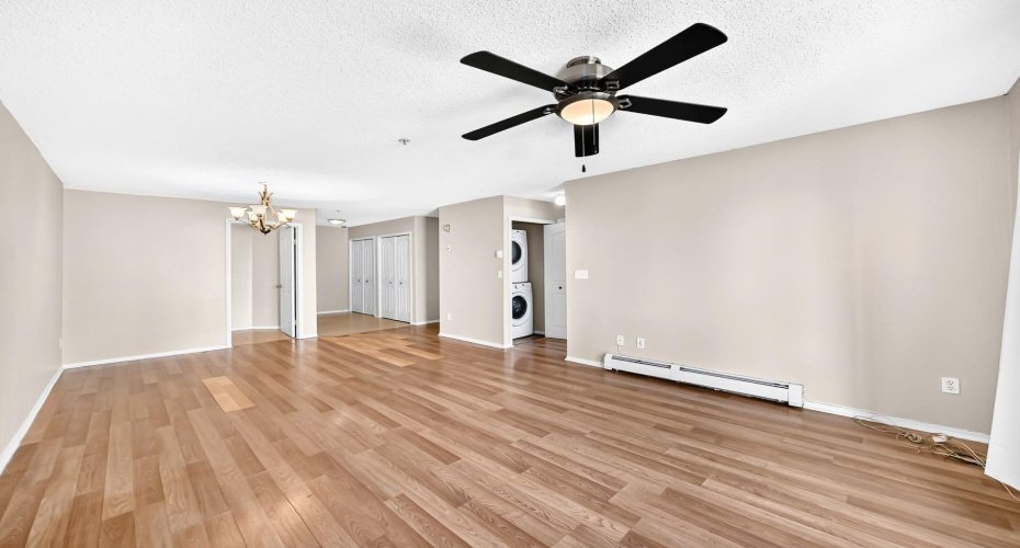 6224 17 Avenue, Calgary, Alberta T2A 7X8, 1 Bedroom Bedrooms, ,1 BathroomBathrooms,Residential,For Sale,17,A2325909