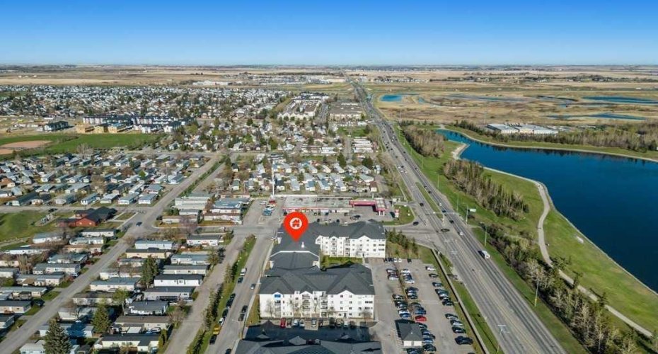 6224 17 Avenue, Calgary, Alberta T2A 7X8, 1 Bedroom Bedrooms, ,1 BathroomBathrooms,Residential,For Sale,17,A2325909