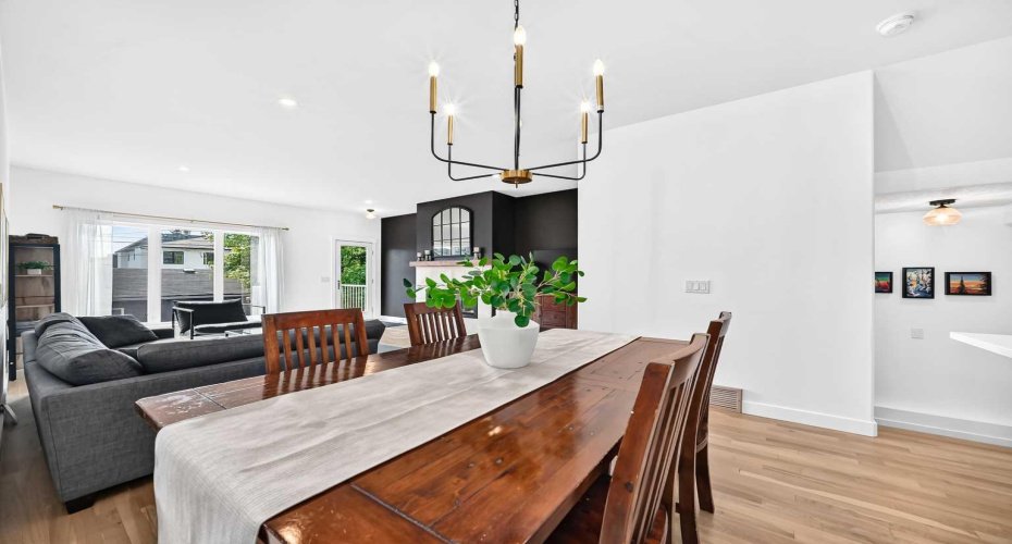 1416 43 Street, Calgary, Alberta T3C 2A2, 4 Bedrooms Bedrooms, ,4 BathroomsBathrooms,Residential,For Sale,43,A2325954