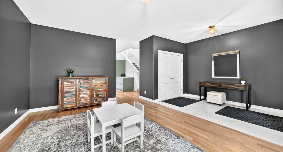 1416 43 Street, Calgary, Alberta T3C 2A2, 4 Bedrooms Bedrooms, ,4 BathroomsBathrooms,Residential,For Sale,43,A2325954