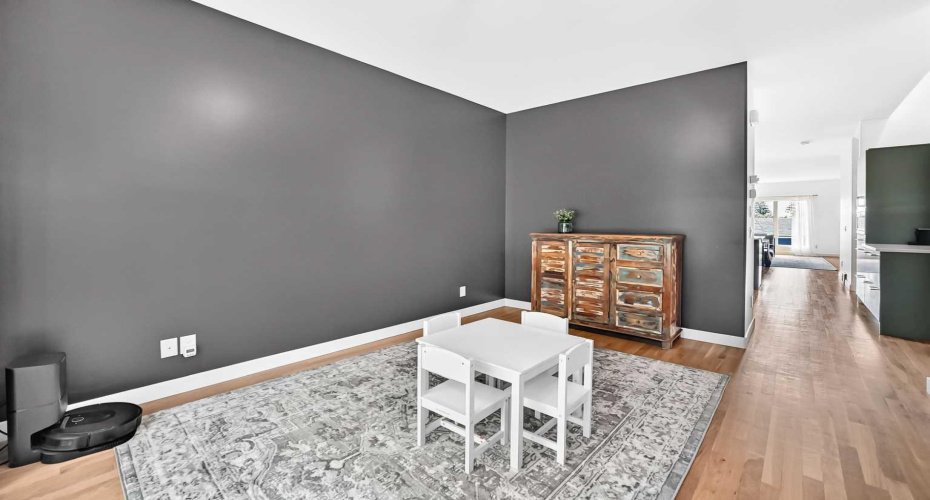 1416 43 Street, Calgary, Alberta T3C 2A2, 4 Bedrooms Bedrooms, ,4 BathroomsBathrooms,Residential,For Sale,43,A2325954