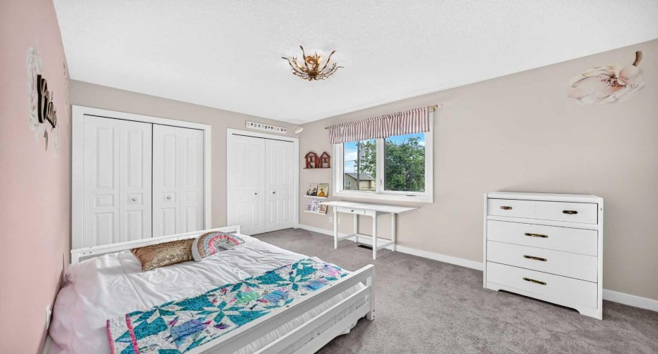 1416 43 Street, Calgary, Alberta T3C 2A2, 4 Bedrooms Bedrooms, ,4 BathroomsBathrooms,Residential,For Sale,43,A2325954