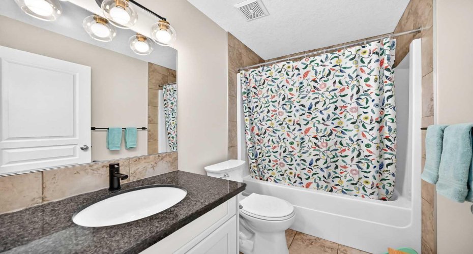 1416 43 Street, Calgary, Alberta T3C 2A2, 4 Bedrooms Bedrooms, ,4 BathroomsBathrooms,Residential,For Sale,43,A2325954