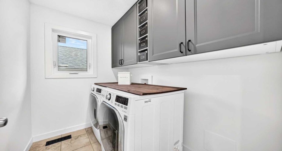 1416 43 Street, Calgary, Alberta T3C 2A2, 4 Bedrooms Bedrooms, ,4 BathroomsBathrooms,Residential,For Sale,43,A2325954