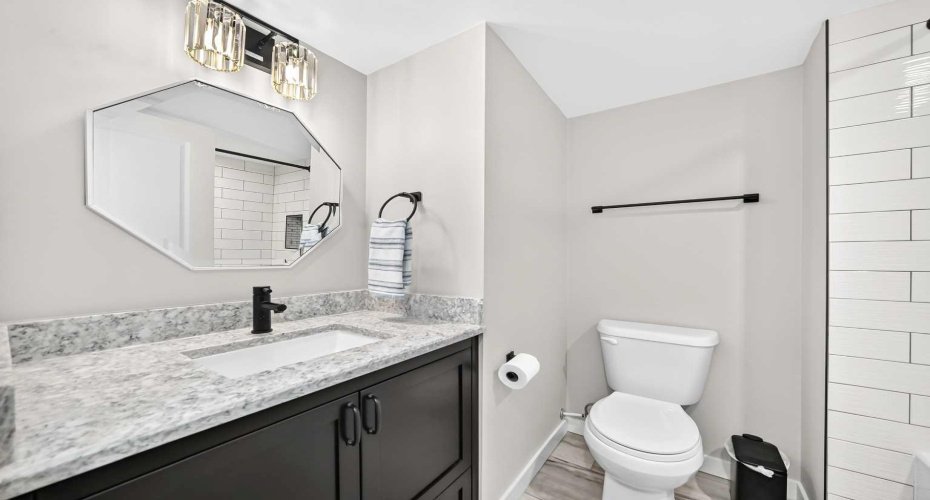 1416 43 Street, Calgary, Alberta T3C 2A2, 4 Bedrooms Bedrooms, ,4 BathroomsBathrooms,Residential,For Sale,43,A2325954