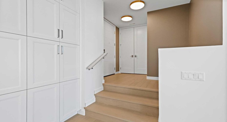 140 Marina Cove, Calgary, Alberta T3M 3P4, 2 Bedrooms Bedrooms, ,2 BathroomsBathrooms,Residential,For Sale,Marina,A2276097