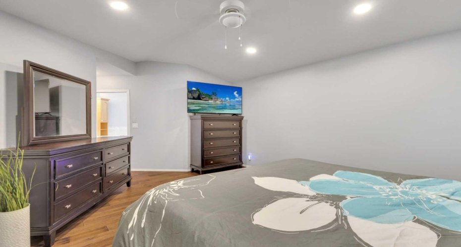 5508 49 Avenue, Alix, Alberta T0C 0B0, 4 Bedrooms Bedrooms, ,3 BathroomsBathrooms,Residential,For Sale,49,A2301189
