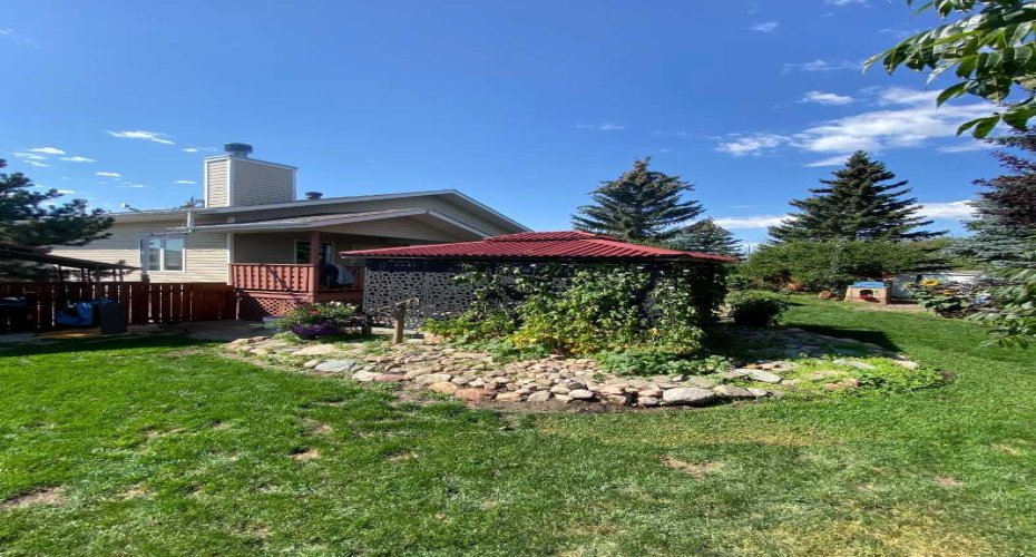 5508 49 Avenue, Alix, Alberta T0C 0B0, 4 Bedrooms Bedrooms, ,3 BathroomsBathrooms,Residential,For Sale,49,A2301189