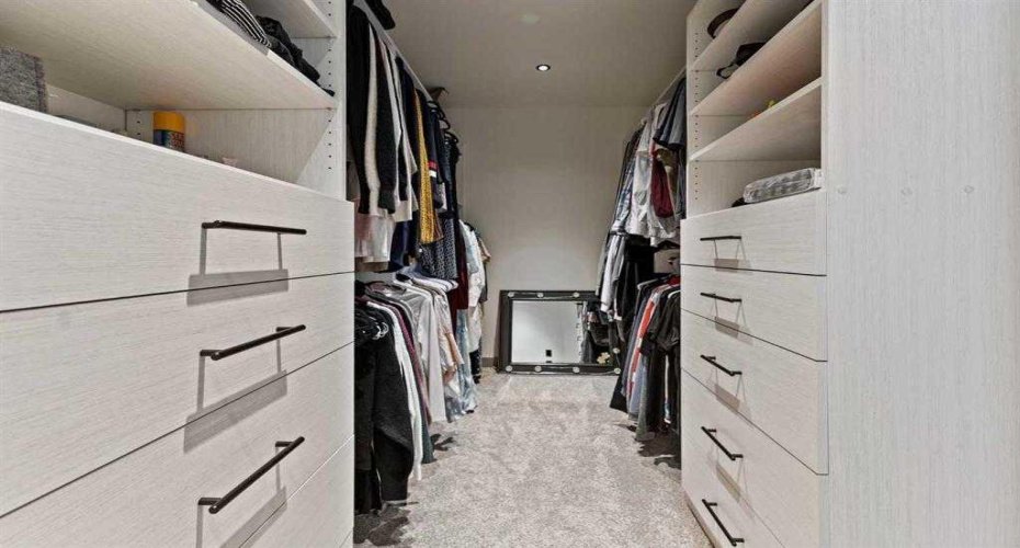 250051 Range Road 250, Rural Wheatland County, Alberta T1P 0M4, 5 Bedrooms Bedrooms, ,3 BathroomsBathrooms,Residential,For Sale,Range Road 250,A2303428